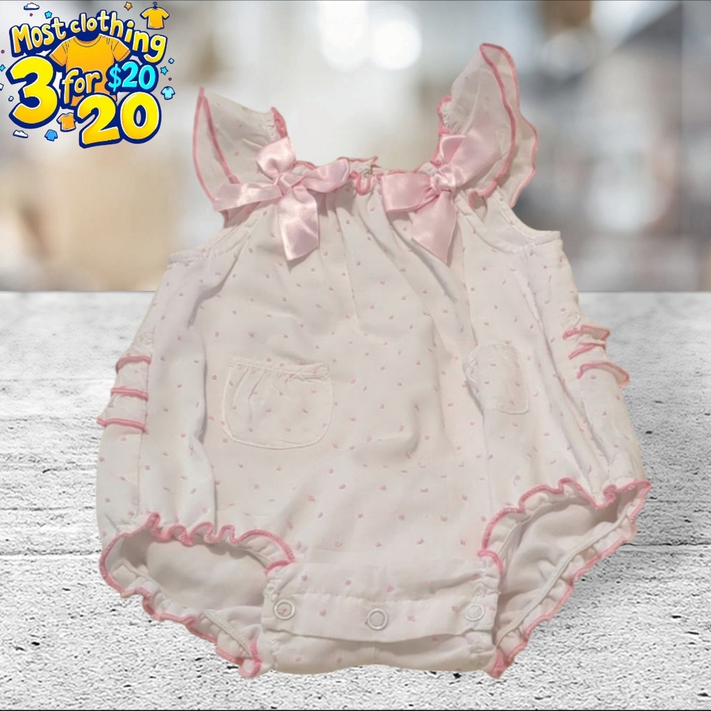 Savannah baby onesie/romper size 6 months